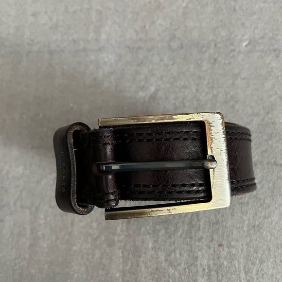 [34”/Max 45”]Ted Baker Dark Brown Leather Belt with Brassed Buckle- Italy - Picture 2 of 8